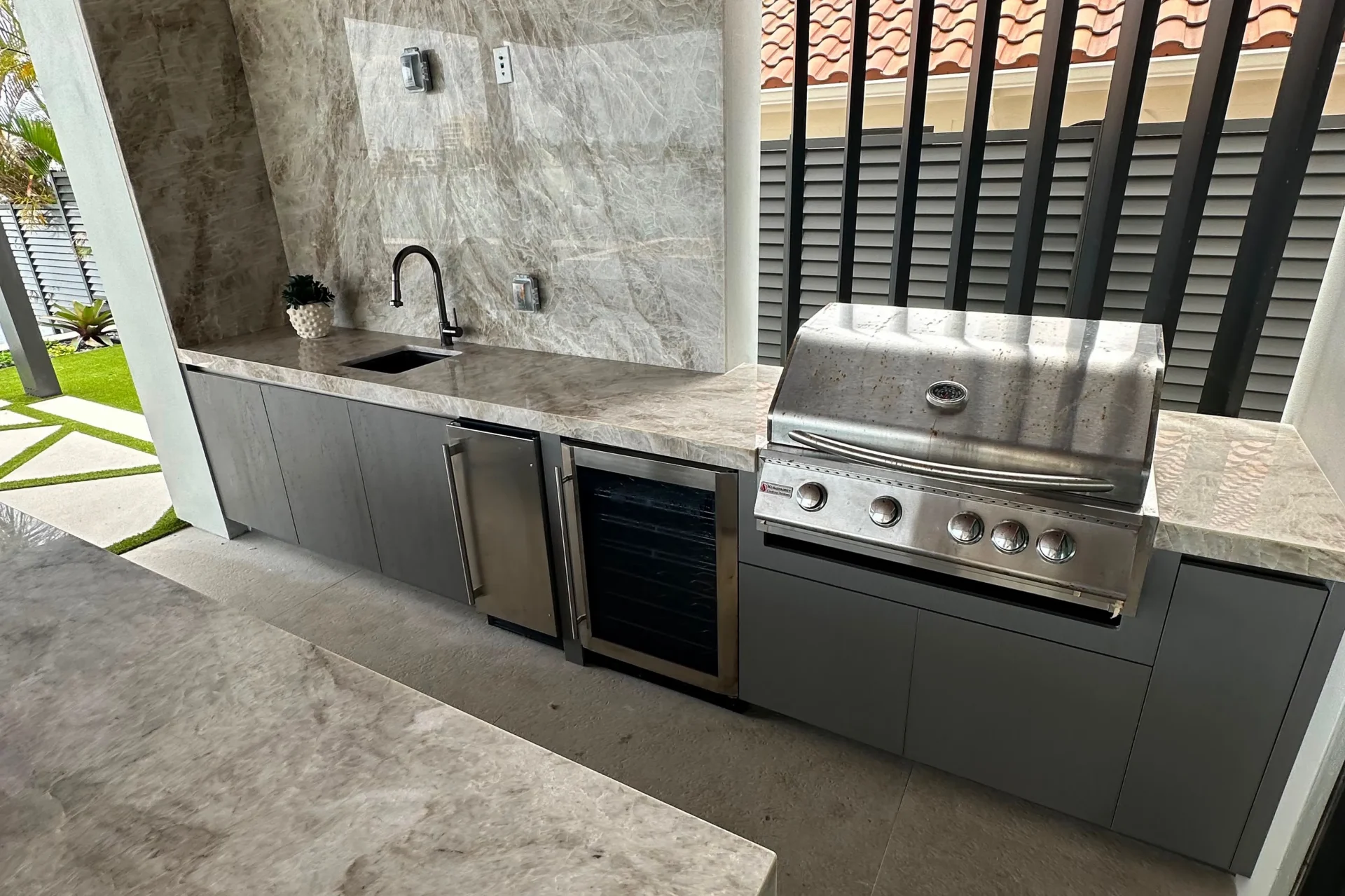 19709-harbor-outdoor-kitchen
